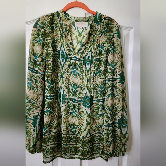 Jones New York Floral Green and Cream Blouse - Picture 1 of 4